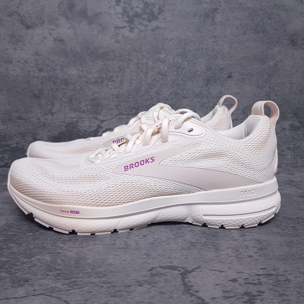 BROOKS Trace 4 Running Shoes Womens 10 Coconut Milk Almond Purple